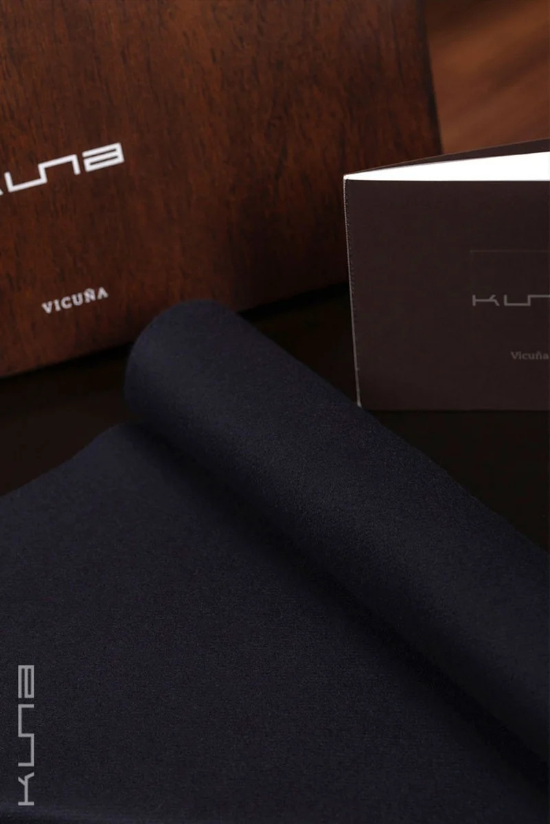 Basel 100% Vicuña Scarf - Image 21