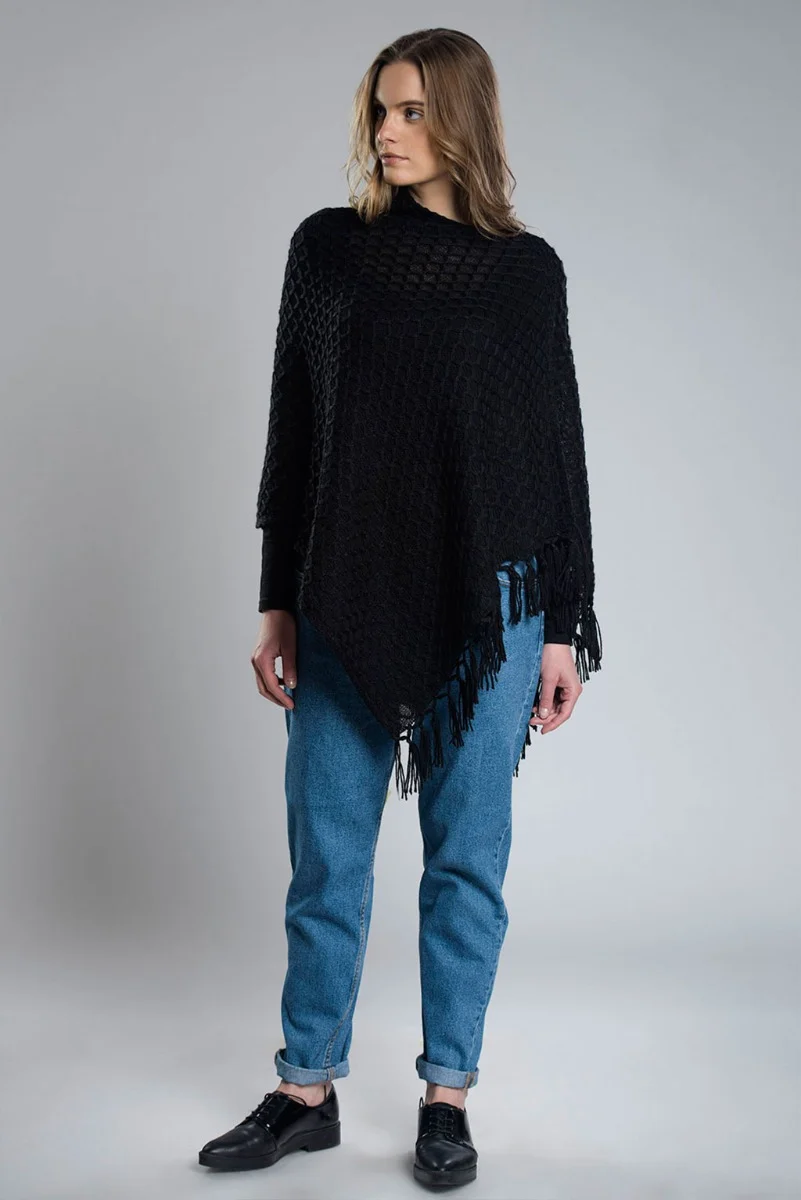 Ananda 100% Baby Llama Poncho - Image 13