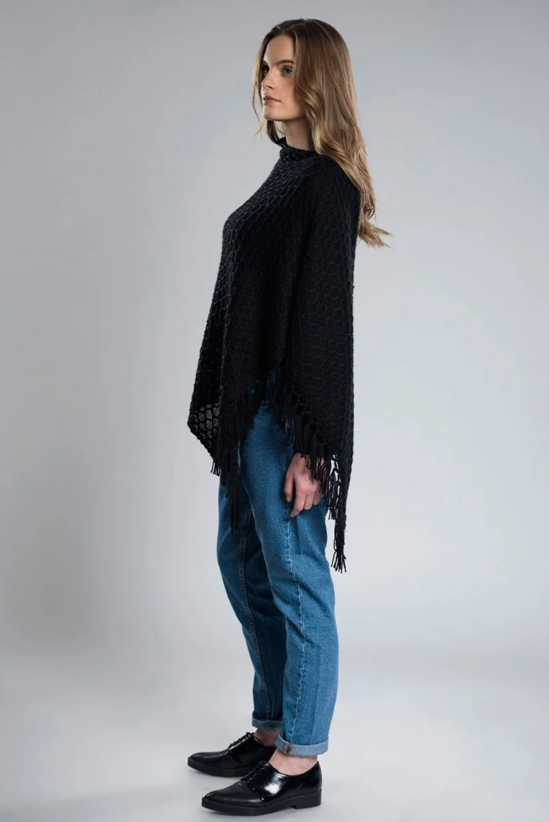 Ananda 100% Baby Llama Poncho - Image 14