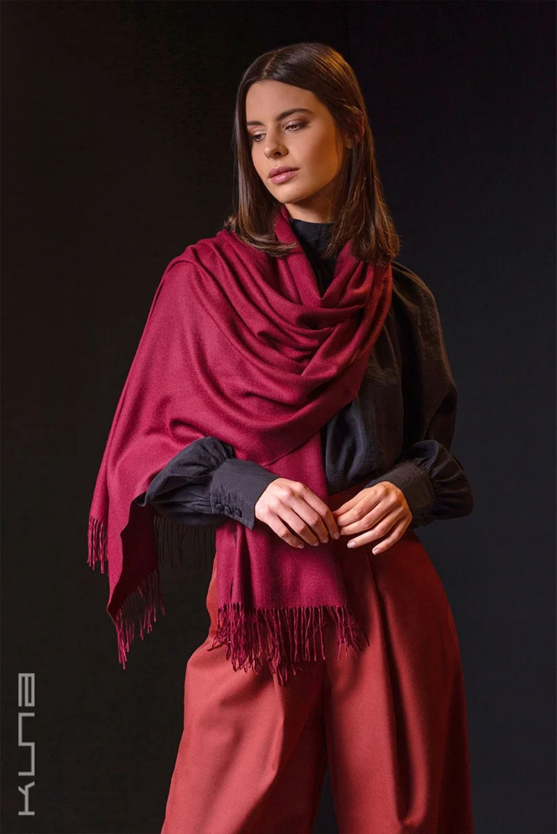 Bellinzona 100% Vicuña Shawl - Image 15