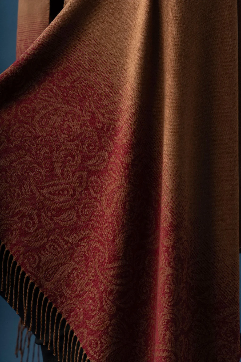 Davos 100% Vicuña Shawl - Image 3