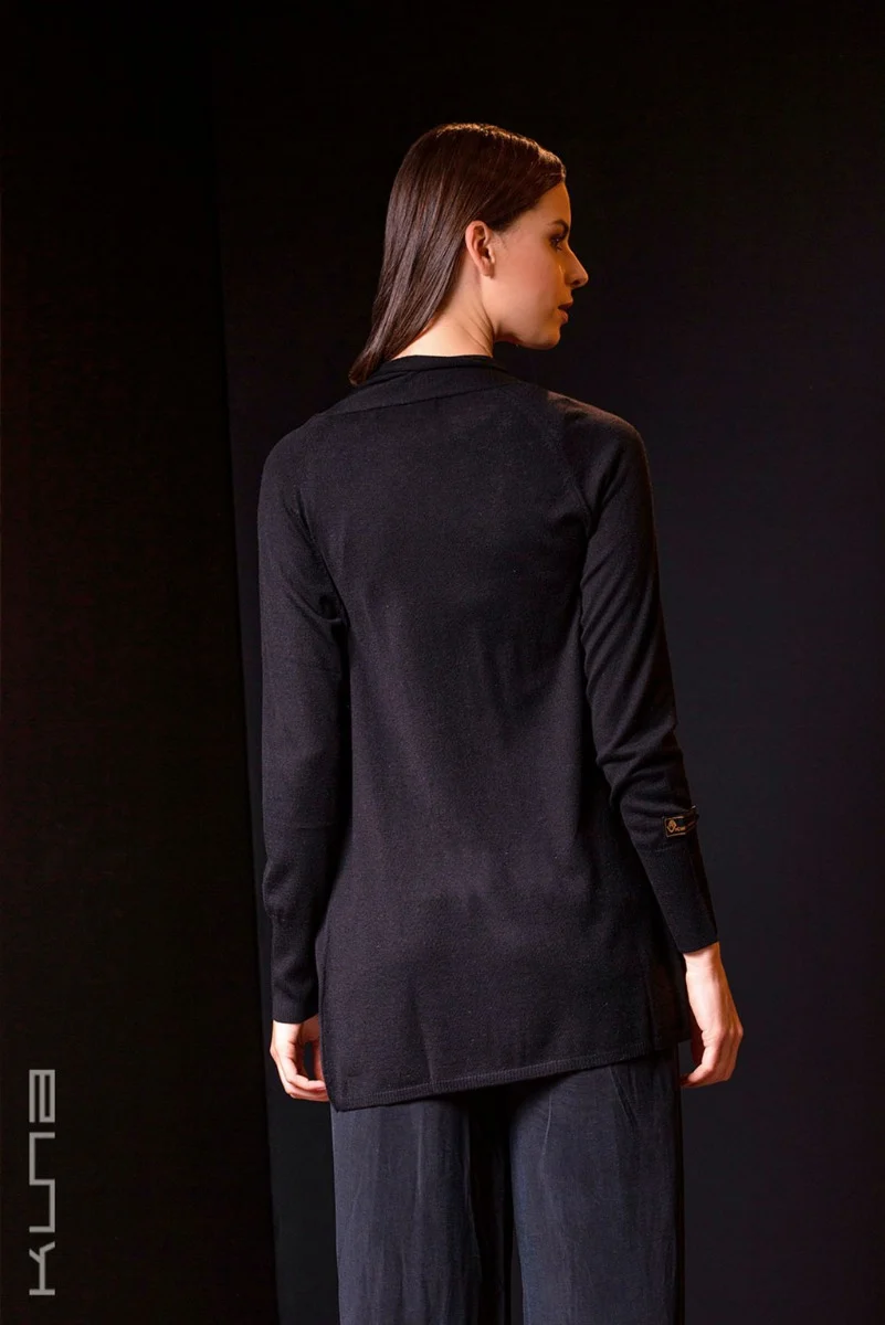 Kaysa Vicuña Sweater Cardigan - Image 7