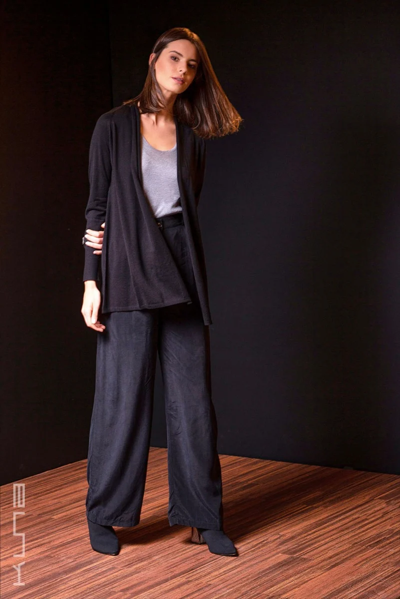 Kaysa Vicuña Sweater Cardigan - Image 8