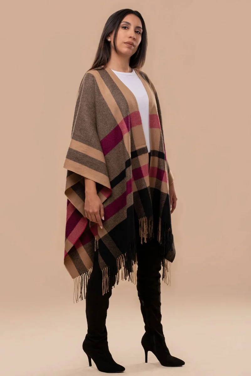 Leslie Baby Alpaca Cape - Image 4