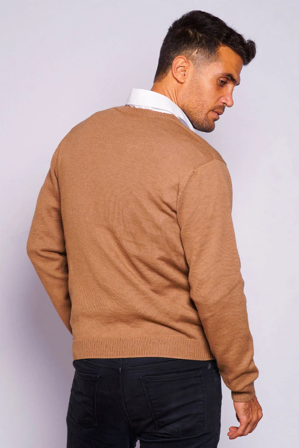 Men's V-Neck Royal Alpaca Sweater - Image 9