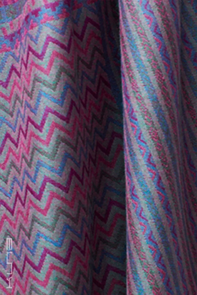 Templo Baby Alpaca and Silk Shawl - Image 5