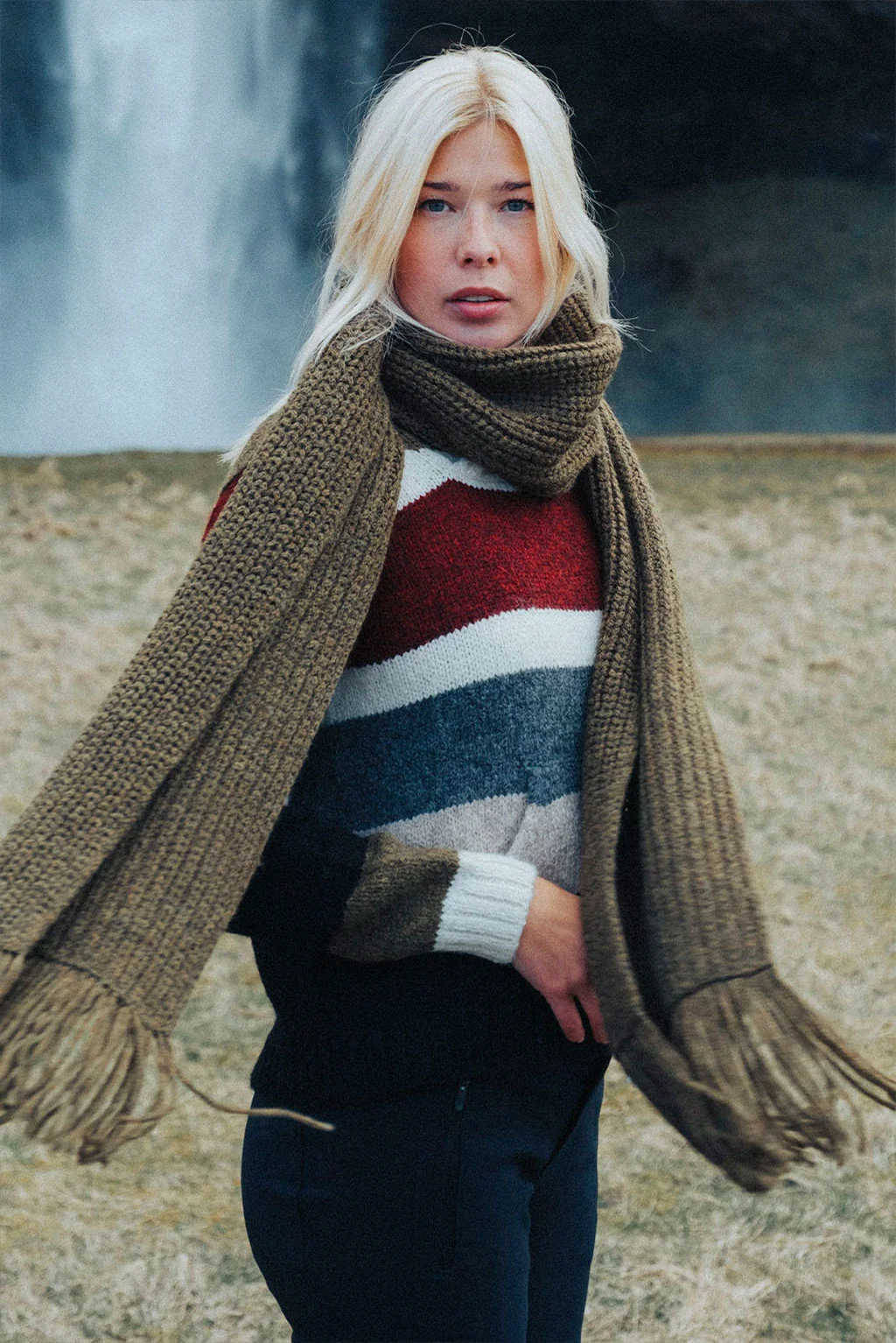 Unisex Textured Alpaca Scarf - Image 4
