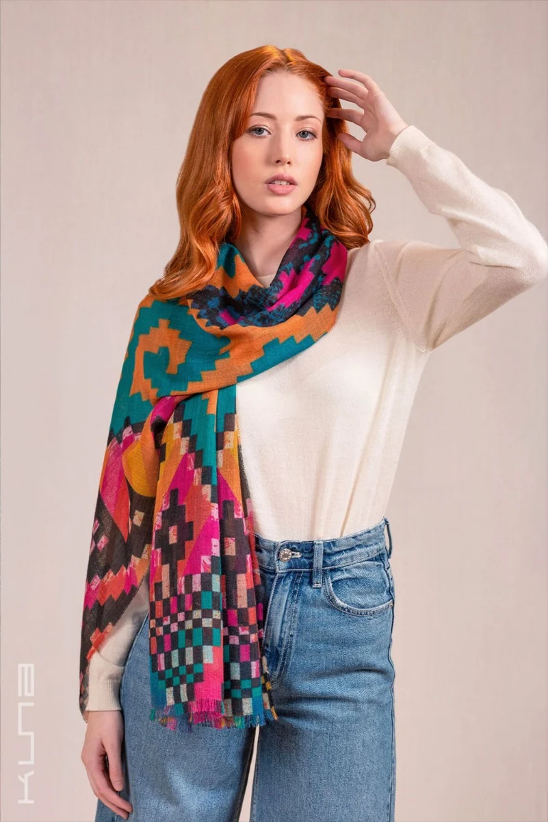 Vespa Baby Alpaca Shawl - Image 5