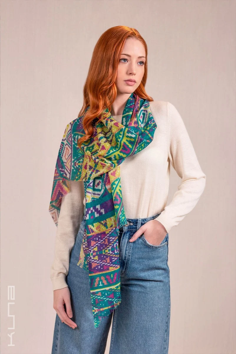Vetro Baby Alpaca Shawl - Image 5